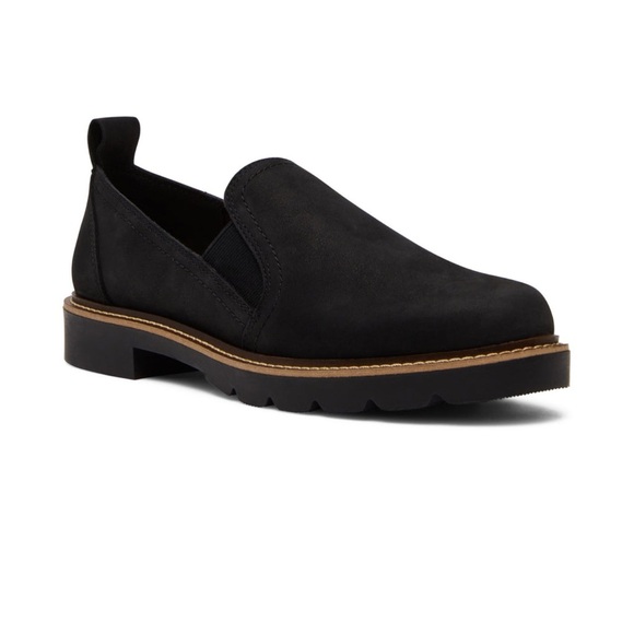 Blondo Shoes - Women’s BLONDO Phoebe black waterproof loafers- Size 9